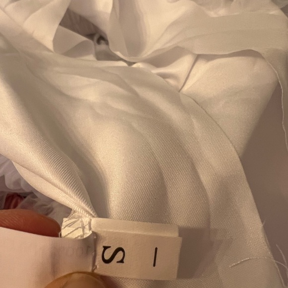 2 small tutus for dress ups/halloween/ dance/ ballet/ ballerina 
Pink & white - Picture 5 of 5